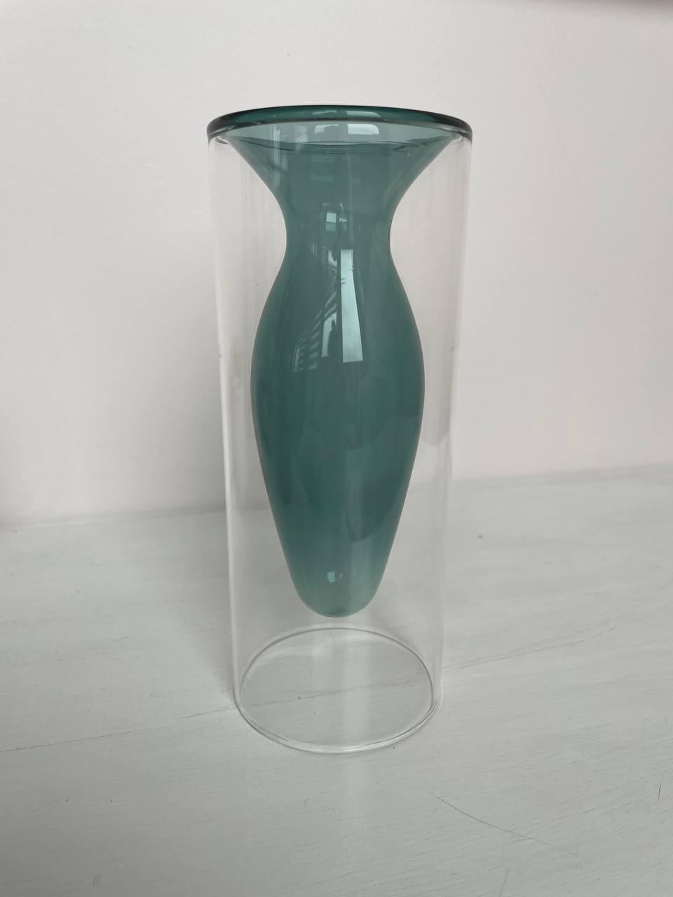 Ваза скляна з ніжною блакитною вставкою всередині Прозорий (AWN-00440)