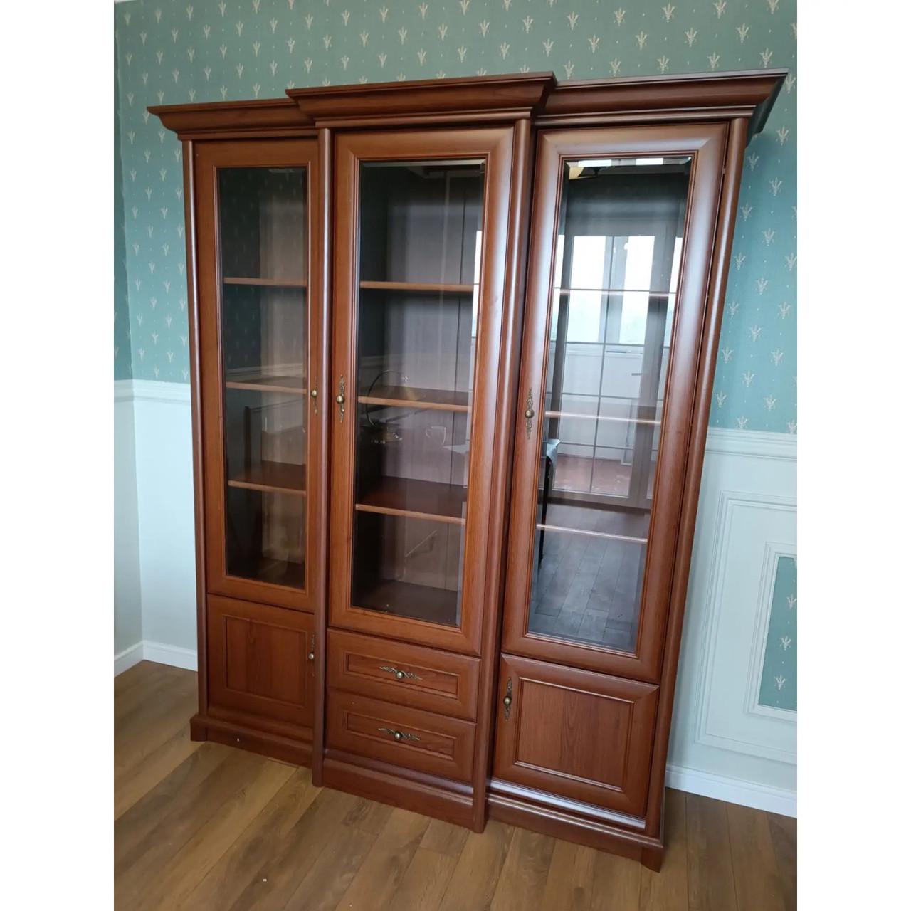 Пенал-вітрина Гербор Соната 3w/2s Каштан (GRB-1075) - фото 4 Пенал-вітрина Гербор Соната 3w/2s Каштан (GRB-1075) - фото 4