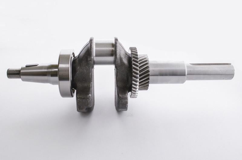 Коленчатый вал в сборе под шпонку для генераторов 5 кВт-6 кВт (2740)