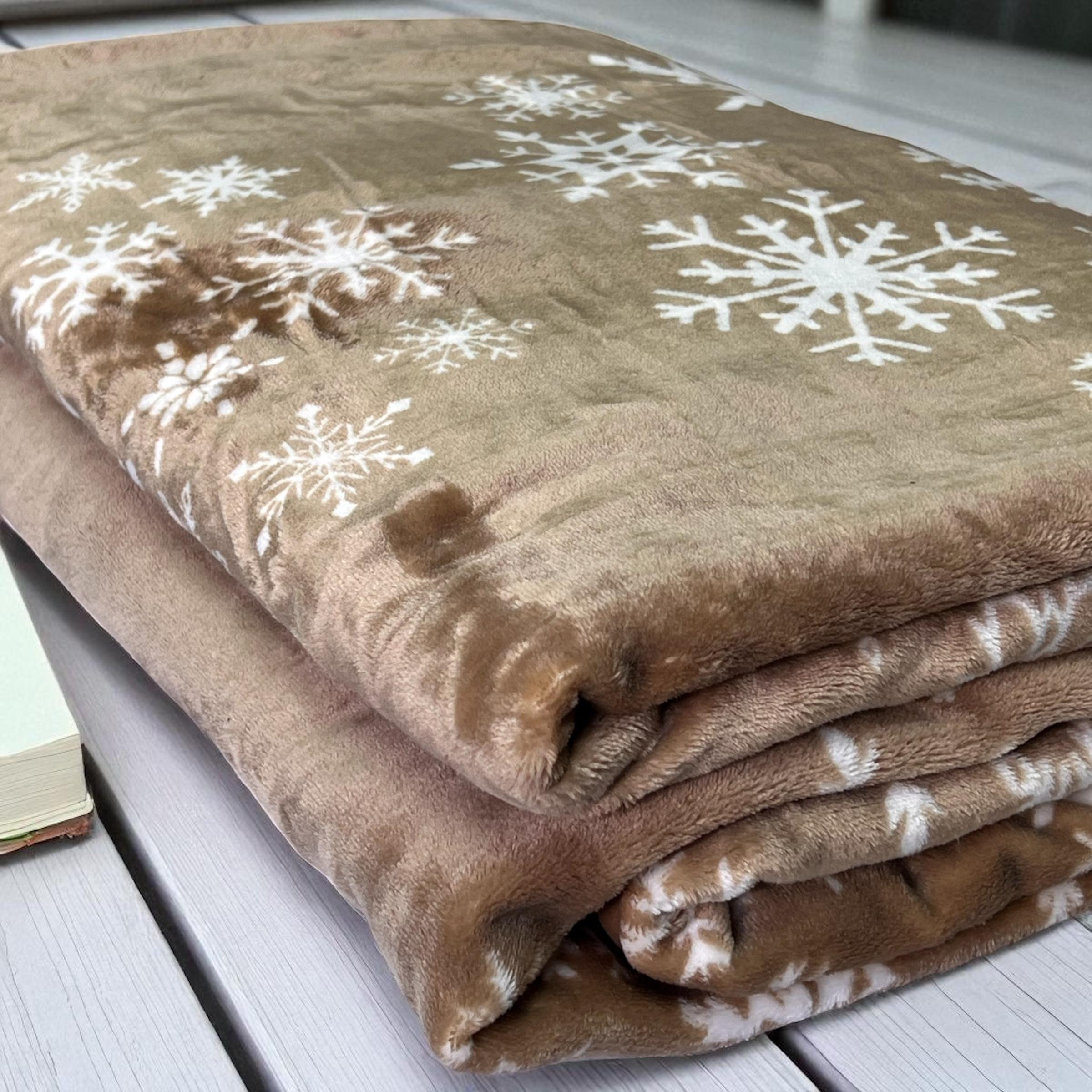 Плед теплий зі сніжинками новорічний 200х215 см Бежевий (2342663450) - фото 3