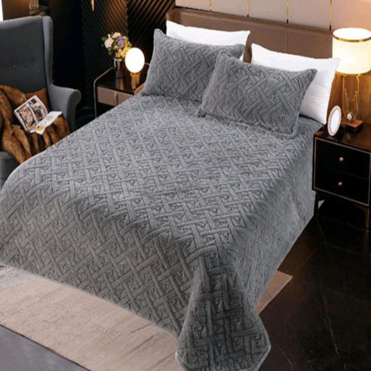Покрывало велюровое стеганое Koloco Ромбы евро 220х240 см Серый (40074)