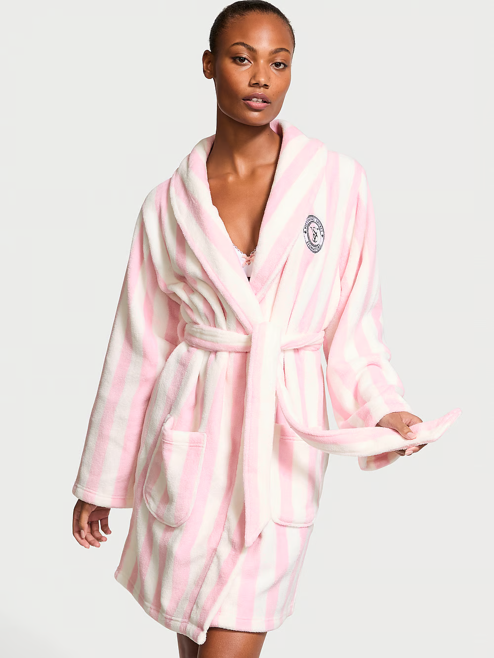 Халат жіночий Victoria's Secret Short Cozy Robe плюшевий в смужку XS/S Білий/Рожевий (21379473)