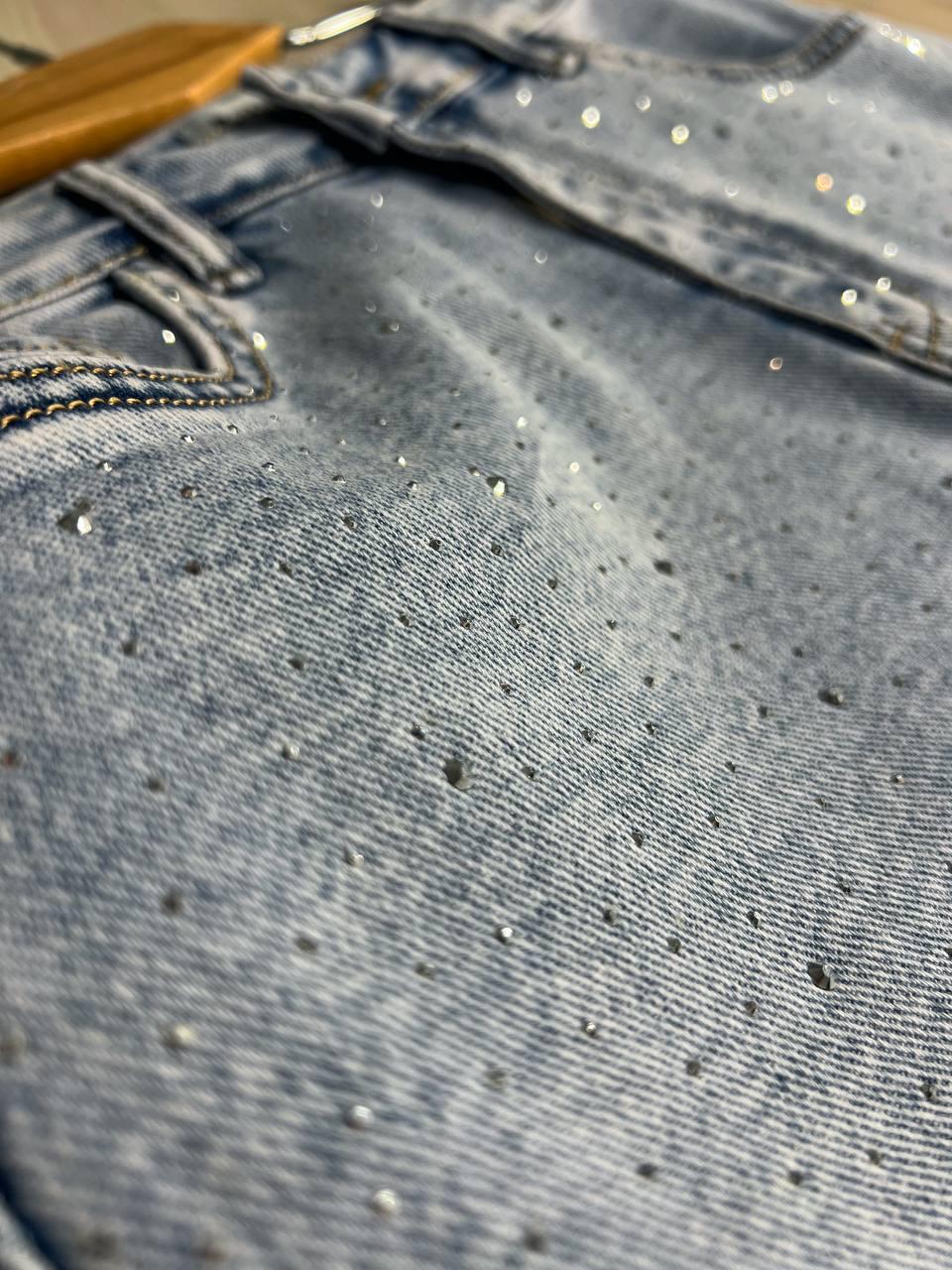 Спідниця жіноча джинсова Liana 421 розсип камінців пряма розріз попереду стрейчева великі розміри р. 42 Блакитний (3997) - фото 2 Спідниця жіноча джинсова Liana 421 розсип камінців пряма розріз попереду стрейчева великі розміри р. 42 Блакитний (3997) - фото 2