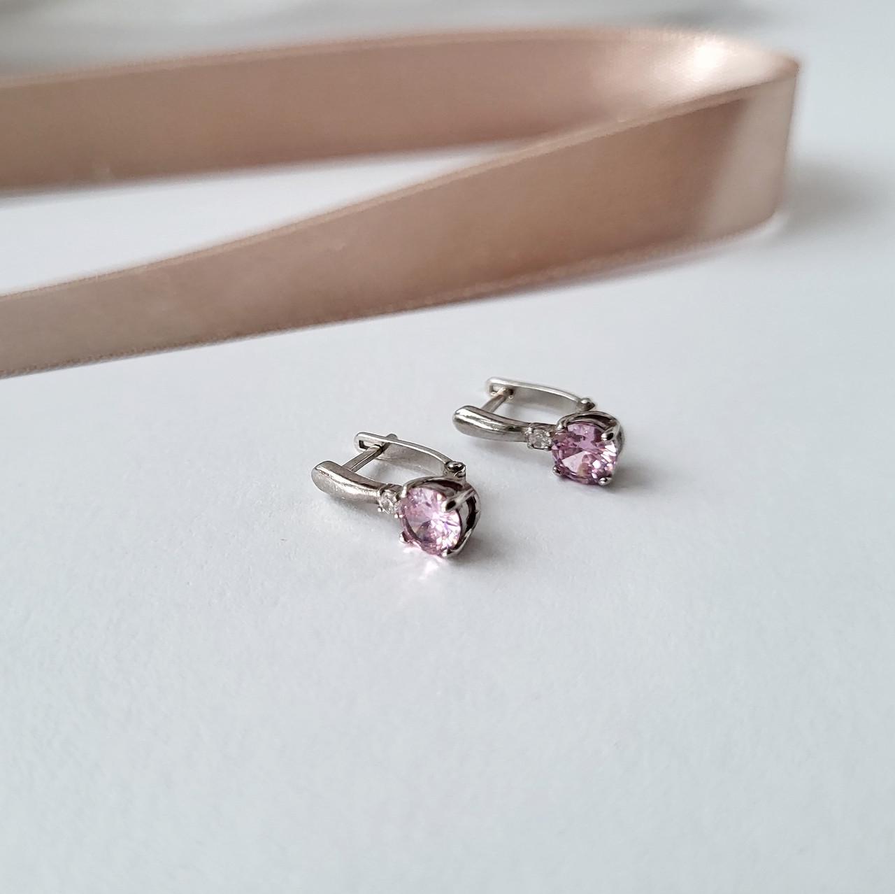 Серебряные серьги-подвески с розовыми камнями 925 проба 1,62 г (82055р)