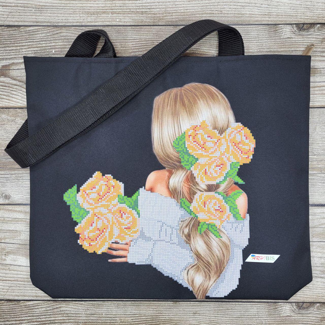 Набір для вишивання бісером шопера Дівчина з трояндами 36x33x6 см (СВ227)