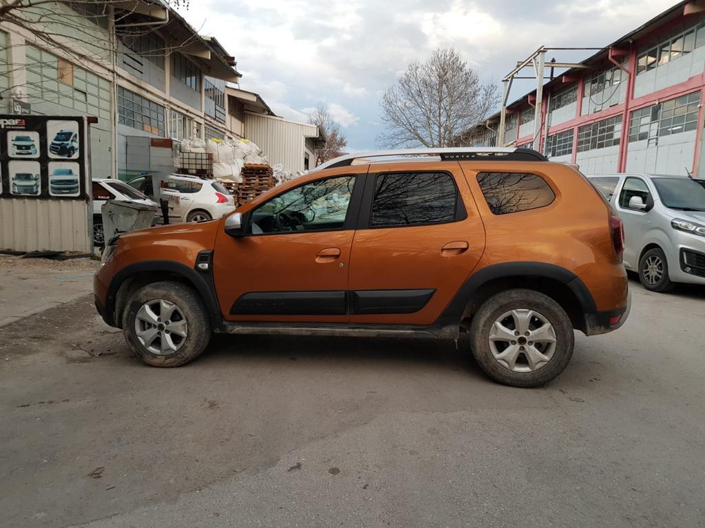 Молдинги V1 DDUУкраина Digital Designs для Dacia Duster 2018-2024 гг. стеклопластик Черный - фото 4
