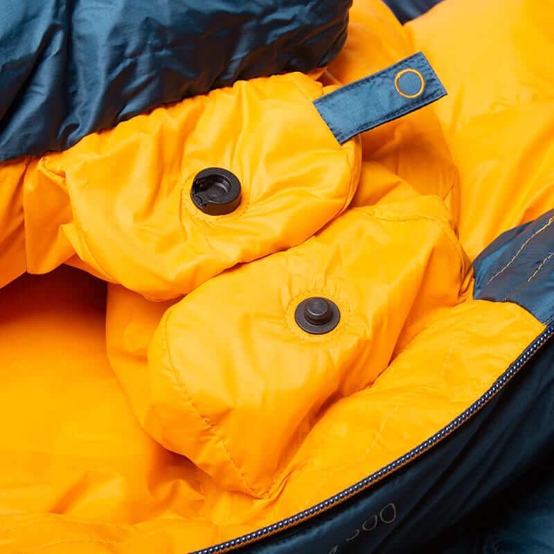 Спальний мішок Mountain Equipment Helium 800 Regular Majolica LZ Blue (ME-006062.01635 Reg LZ) - фото 7 Спальний мішок Mountain Equipment Helium 800 Regular Majolica LZ Blue (ME-006062.01635 Reg LZ) - фото 7