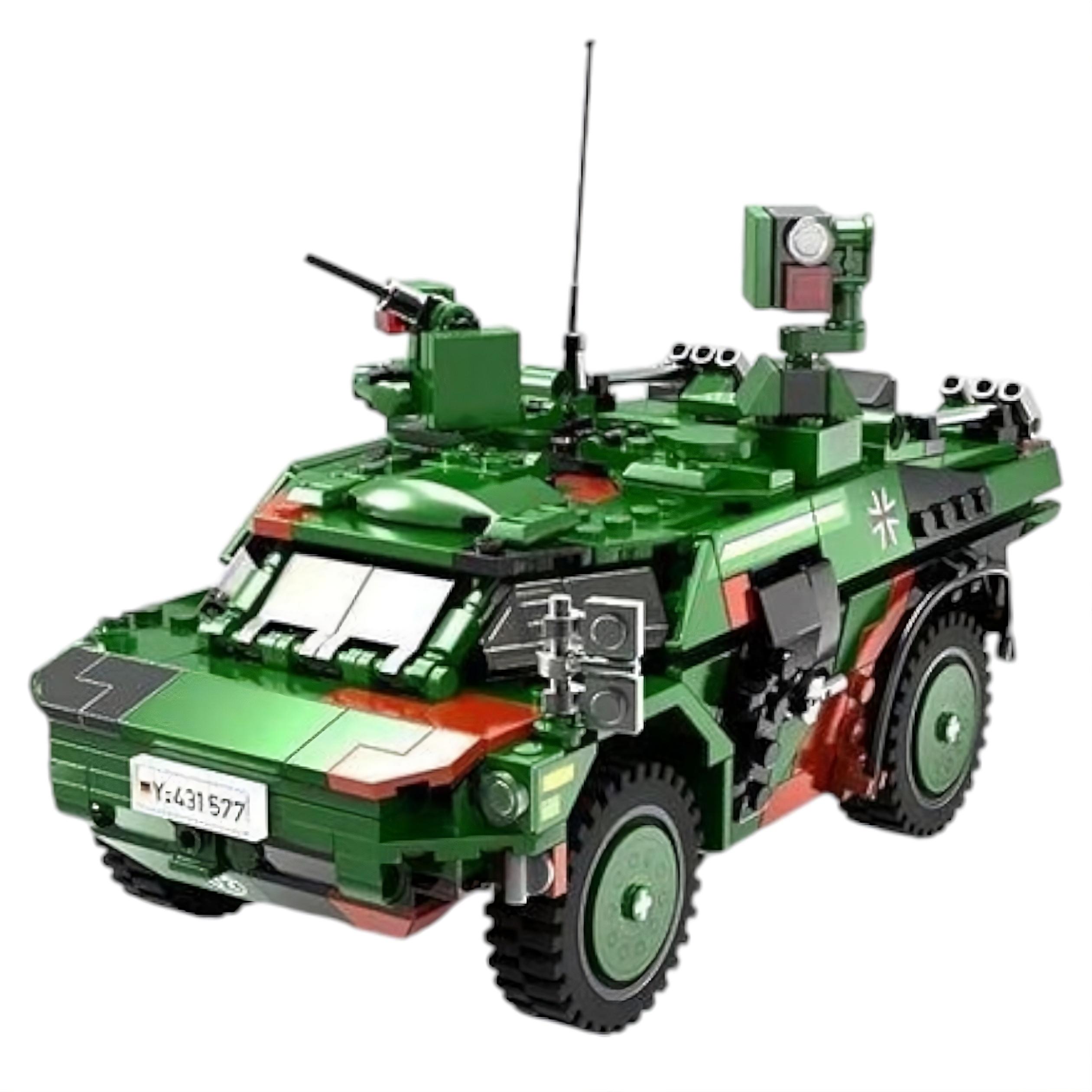 Конструктор детский Fennek БТР с движущимися элементами 692 дет. (ХВ 06053)