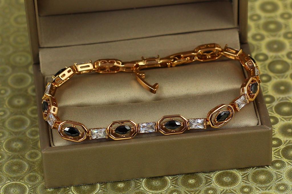 Браслет Xuping Jewelry Мираж с черными и белыми камнями 17 см х 6 мм Золотистый (2327337126)