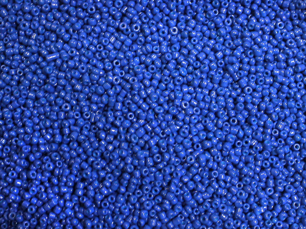 Бисер мелкий Deluxe 39 12/0 450 г