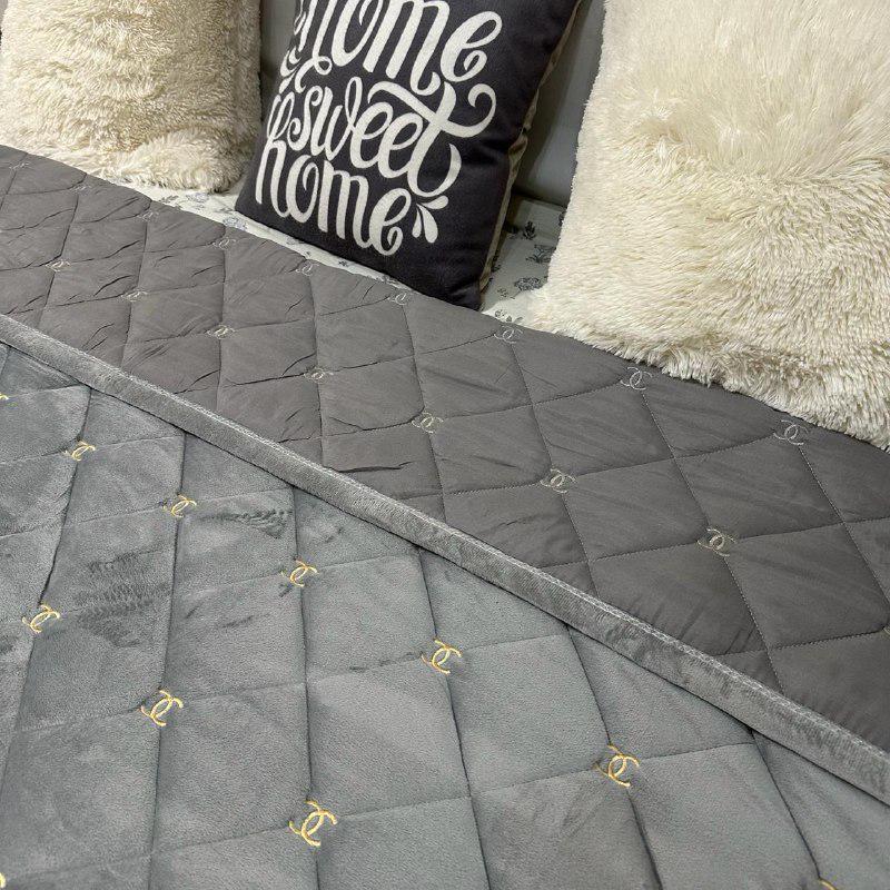 Покрывало на кровать велюровое полуторное 150x210 см Светло-серый (28821652) - фото 3 Покрывало на кровать велюровое полуторное 150x210 см Светло-серый (28821652) - фото 3