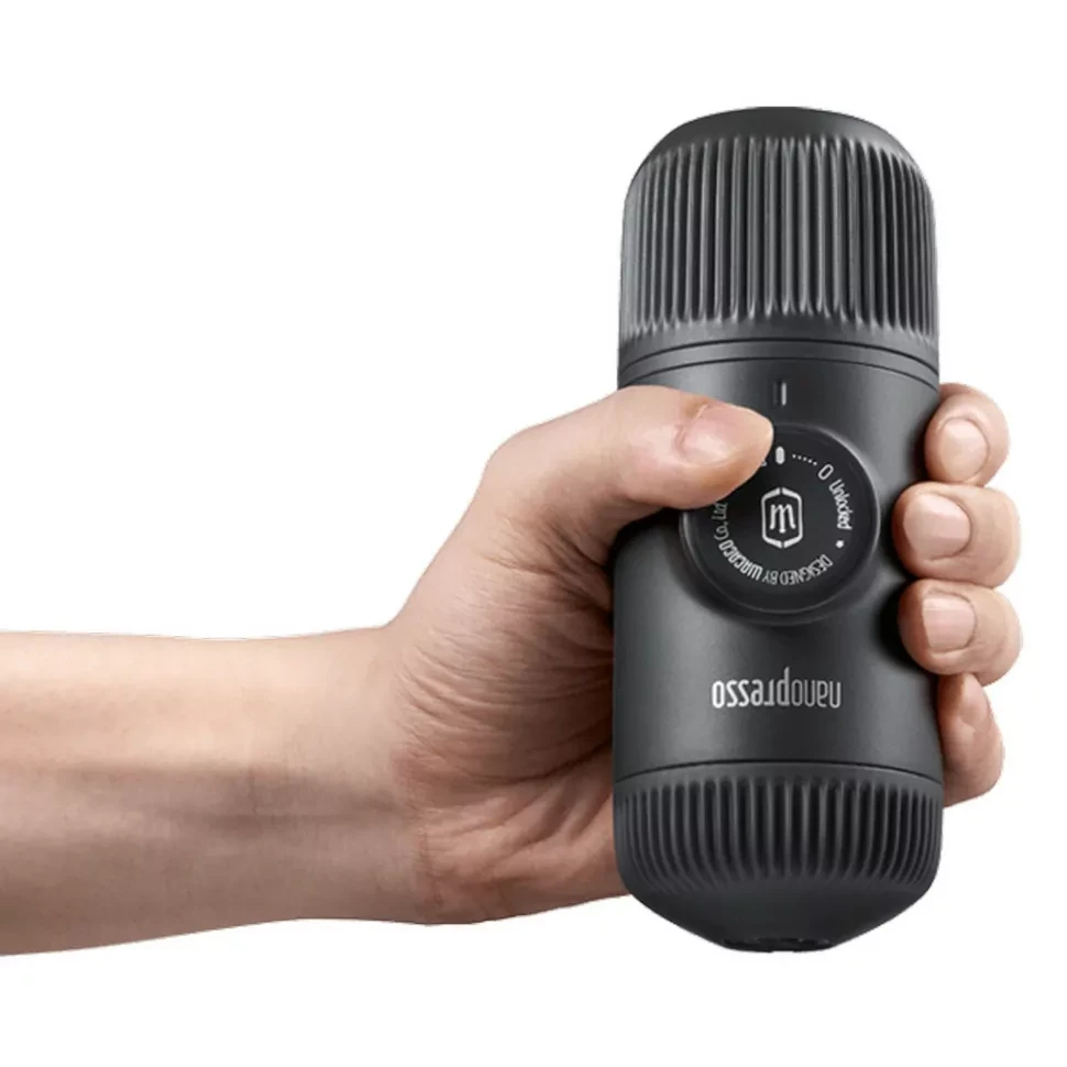 Эспрессо-кофеварка Wacaco Nanopresso с чехлом механическая для молотого кофе Серый (WNANOGRcase) - фото 6 Эспрессо-кофеварка Wacaco Nanopresso с чехлом механическая для молотого кофе Серый (WNANOGRcase) - фото 6