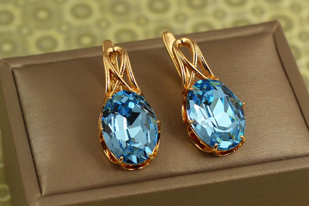 Сережки Xuping Jewelry Гранд із блакитним каменем 3,1 см Золотистий (30655406)