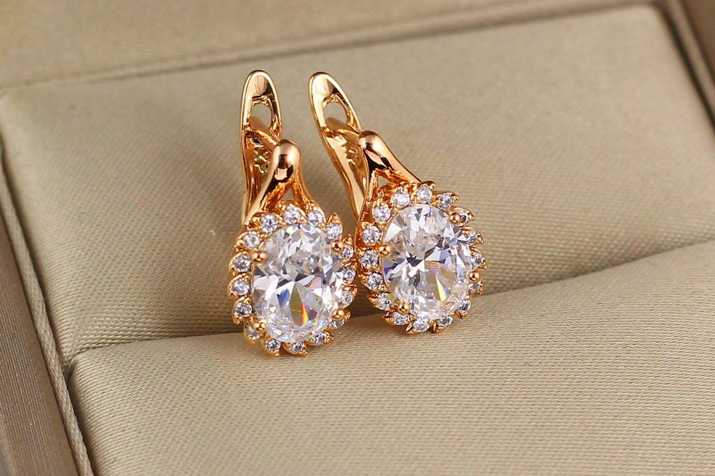 Серьги Xuping Jewelry малины с петелькой белый камень 1,5 см Золотистый