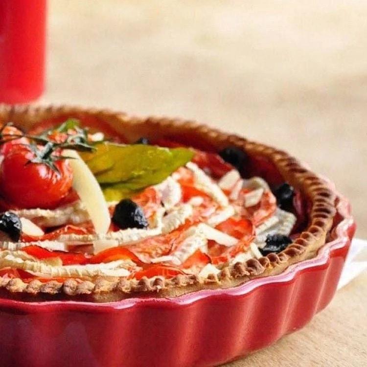 Форма для запекания керамическая Emile Henry Ovenware 24,5 см Красный (346024) - фото 5 Форма для запекания керамическая Emile Henry Ovenware 24,5 см Красный (346024) - фото 5