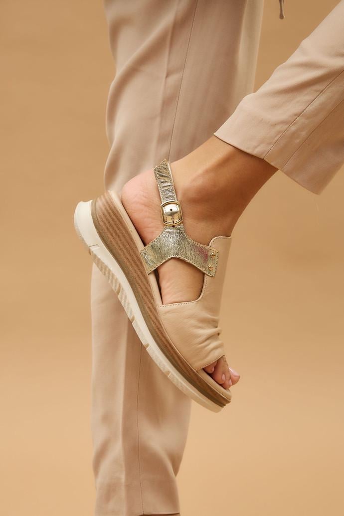 Босоножки женские LONZA кожаные р. 37 Бежевый (199966)