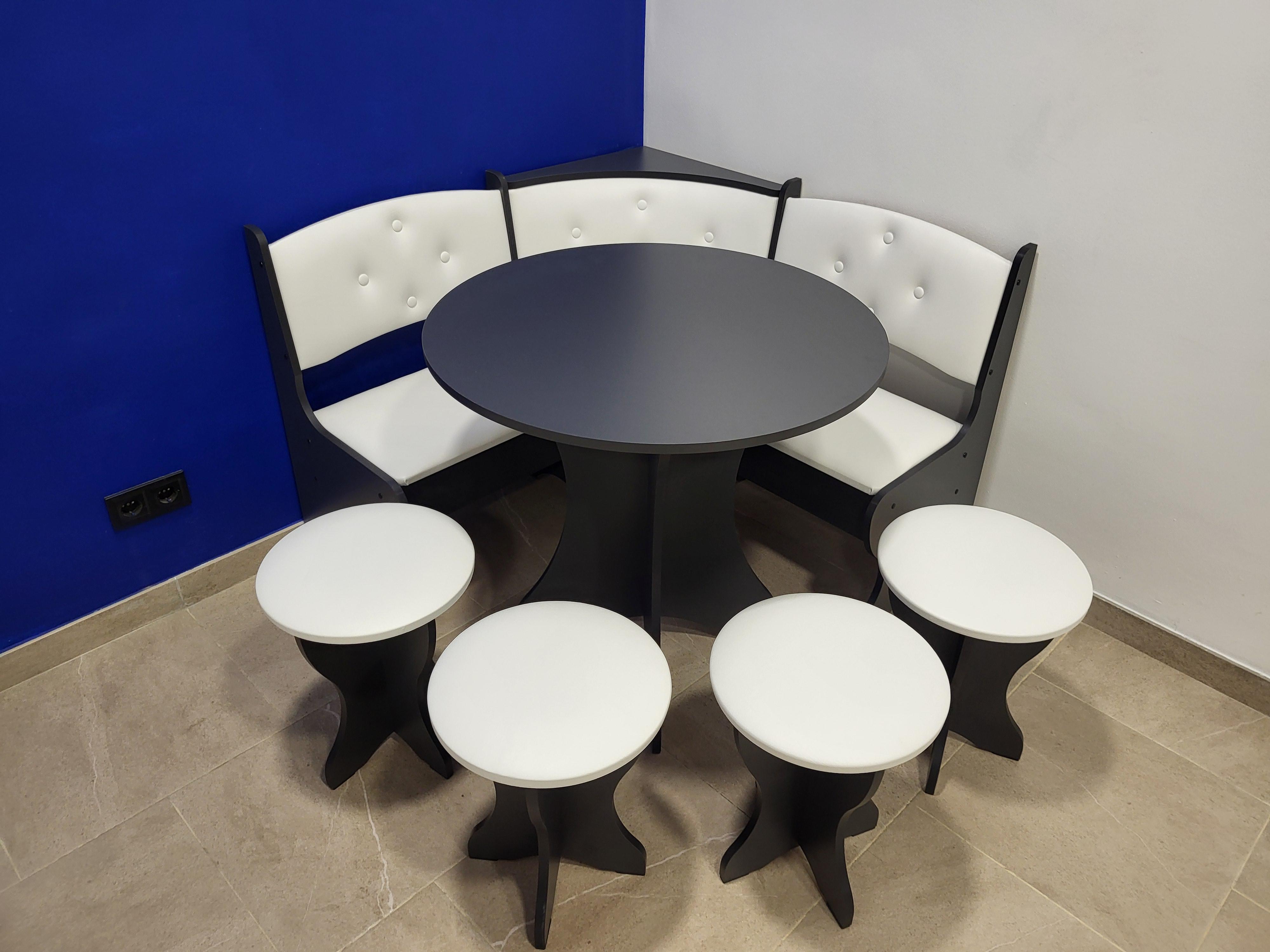 Кухонный уголок Боярин со столом и 4 табуретками ДСП/экокожа 110х110 см Антрацит/Белый (KS4T-A-EB)