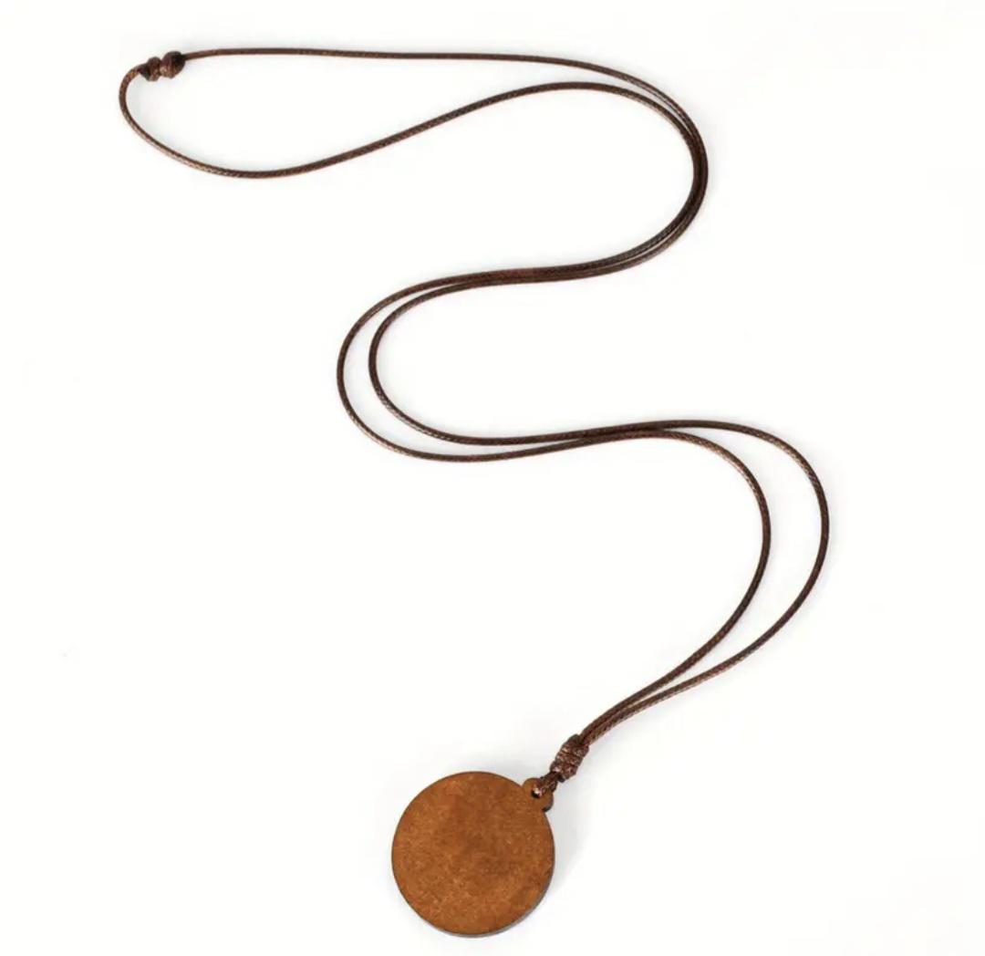 Підвіска дерев'яна із скляною вставкою Зоряна ніч (00154) - фото 2