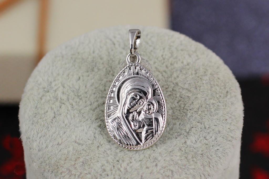 Ладанка Xuping Jewelry Мария с младенцем в лучах 2 см Серебристый