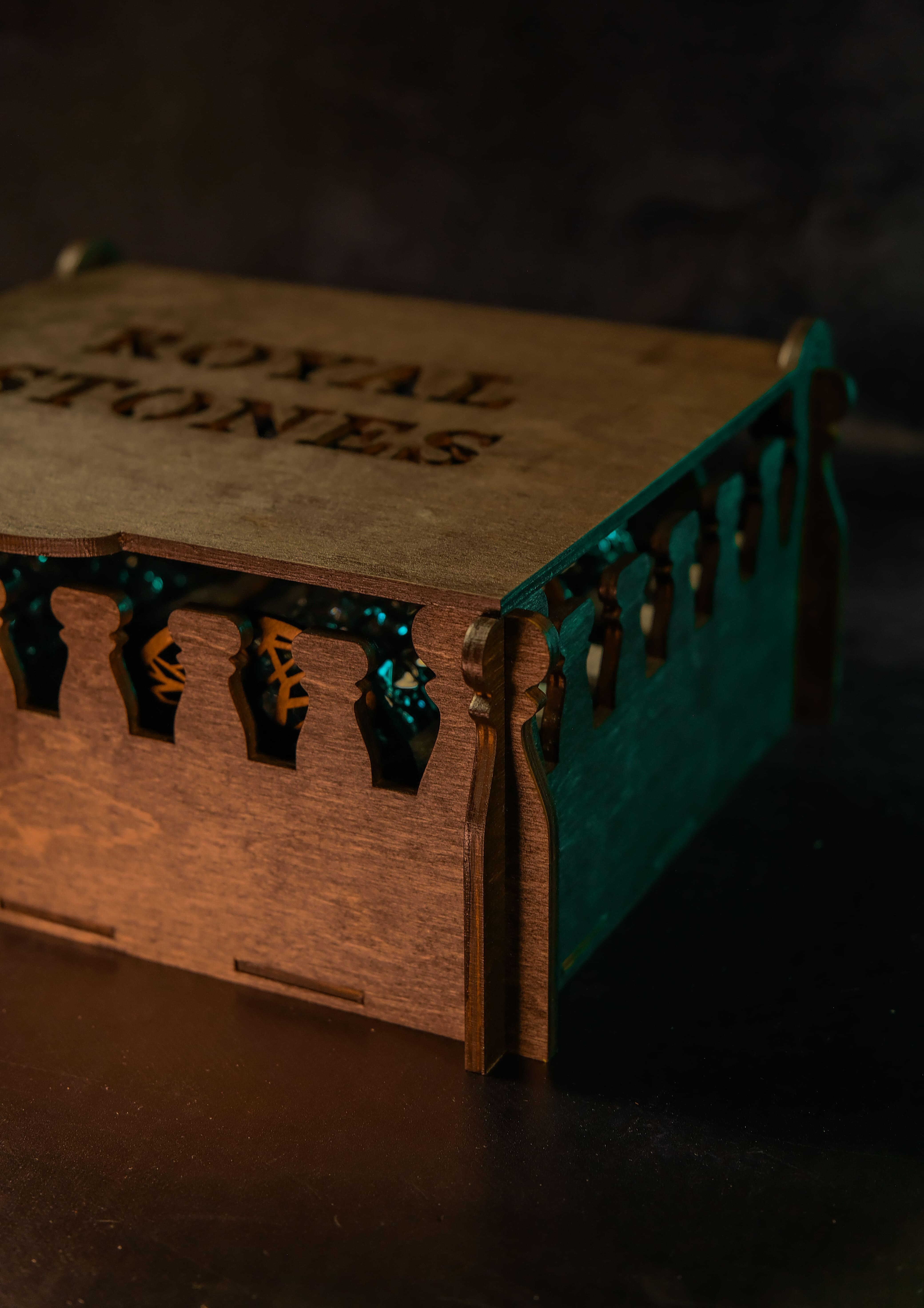 Камені для віскі Royal Stones Фортеця 12 шт. з бокалами Bohemia Diamond 230 мл 4 шт./мішечком/щипцями/підсклянниками 4 шт. та сертифікатом - фото 3