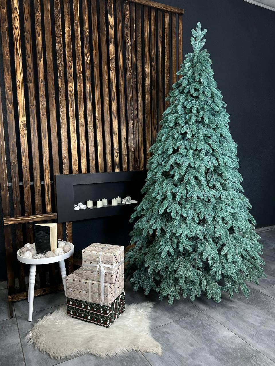 Искусственная елка литая Роял 1,9 м с металлической подставкой Голубой (YA678405)