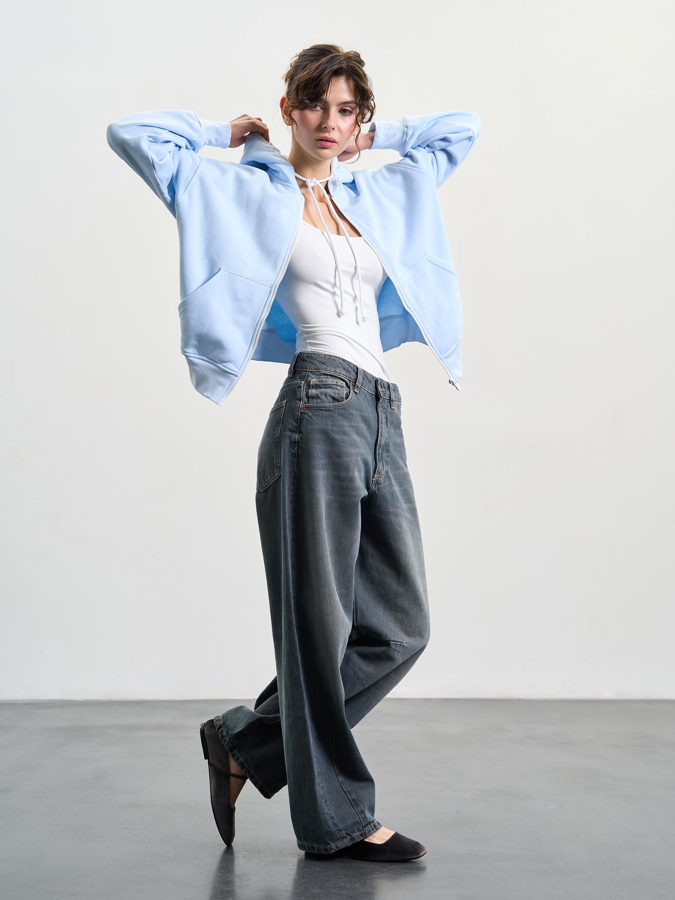 Зип-худи женское утепленное со спущенным плечом ROZA 240427 L Морозный голубой (4824005711329) - фото 6 Зип-худи женское утепленное со спущенным плечом ROZA 240427 L Морозный голубой (4824005711329) - фото 6