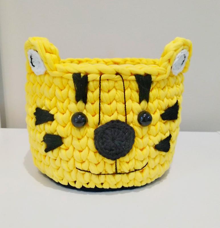 Вязаная корзина для мелочей ручной работы 12х11 см (23597-Нов)