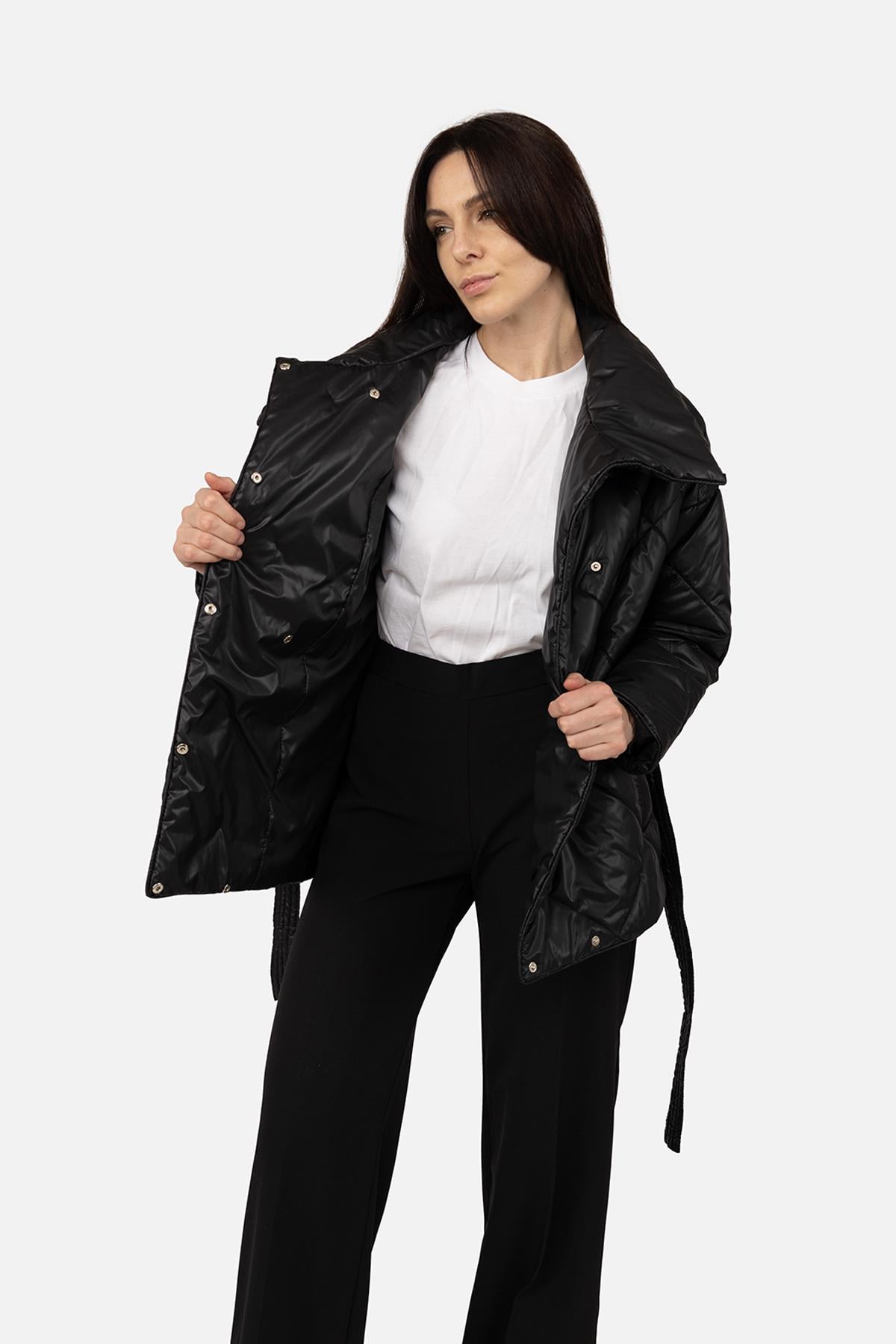 Куртка короткая женская р. 48 Черный (SKT001039251)