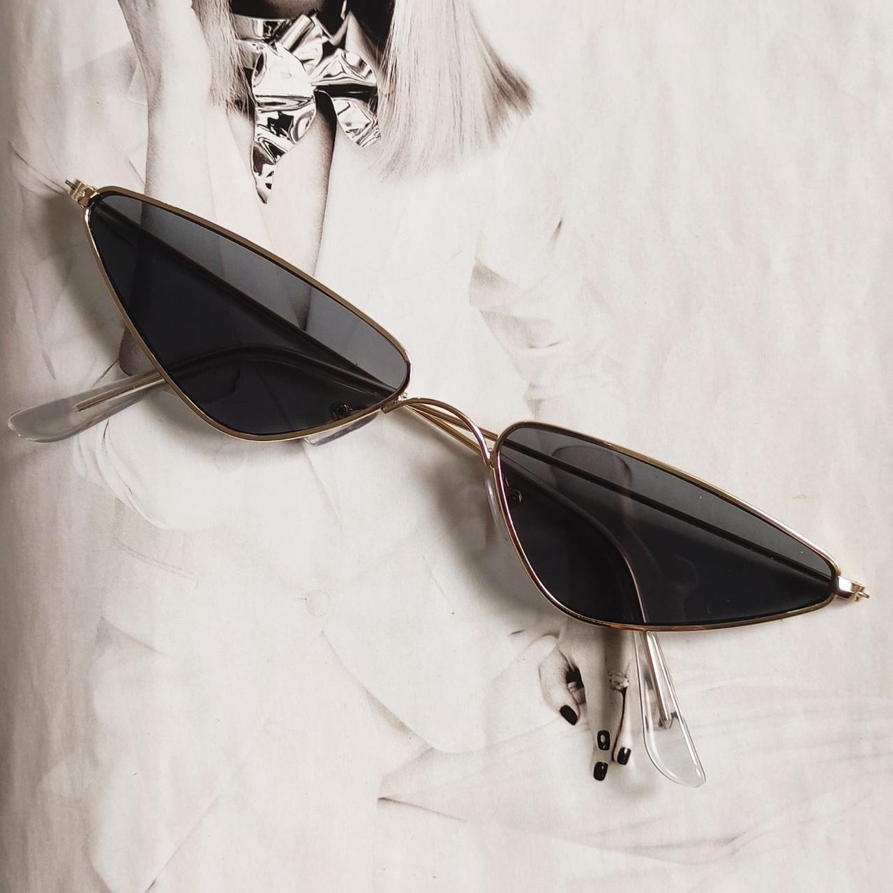 Солнцезащитные очки маленький треугольник Черный в серебре