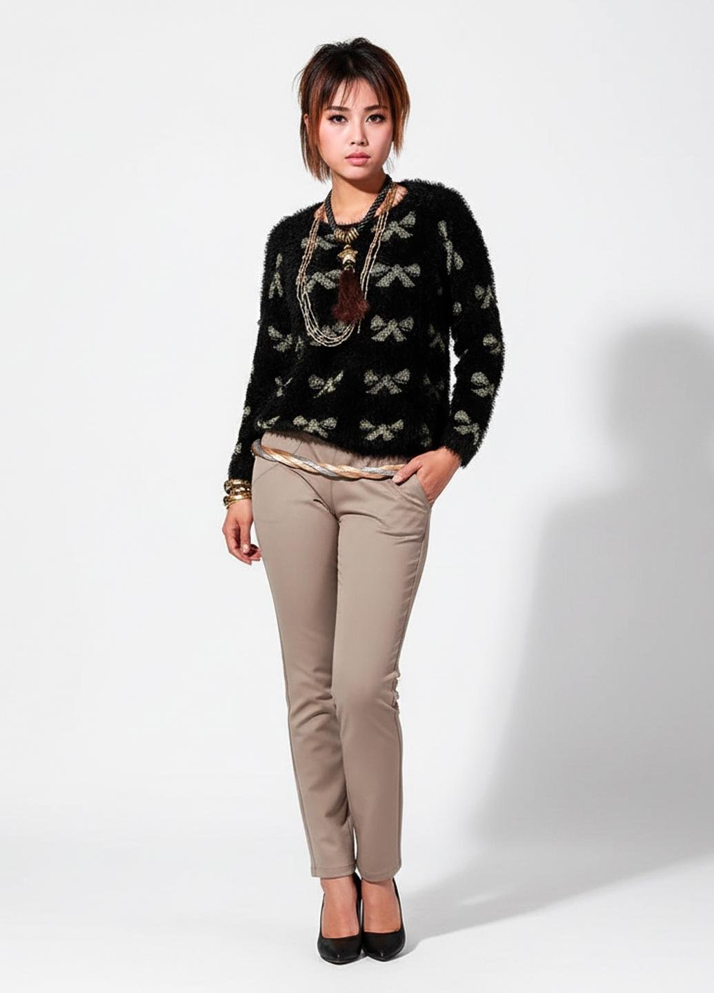 Светр жіночий демісезонний Lowett LW-835301 р. 46 Чорний (LW-835301-46) - фото 5 Светр жіночий демісезонний Lowett LW-835301 р. 46 Чорний (LW-835301-46) - фото 5