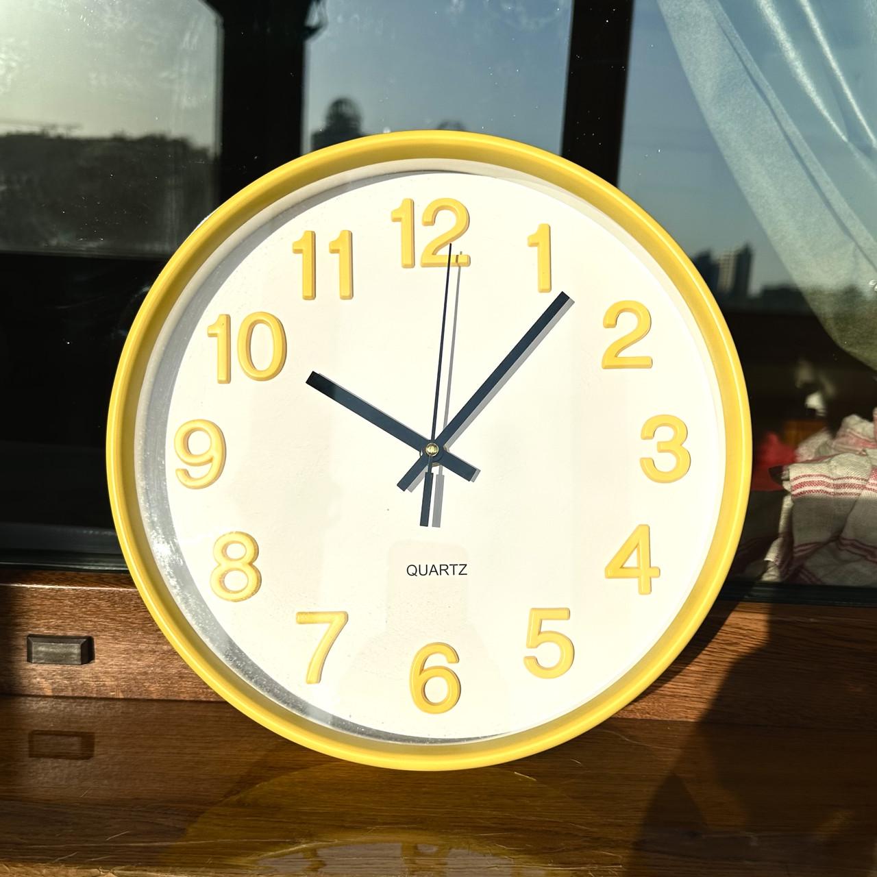 Годинник настінний безшумний Quartz OH-252-Yellow 30 см Жовтий (2764165234) - фото 8 Годинник настінний безшумний Quartz OH-252-Yellow 30 см Жовтий (2764165234) - фото 8