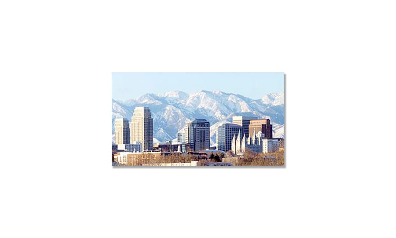 Наклейка вінілова на стіл Zatarga Місто/Гори 650х1200 мм (1294194203)