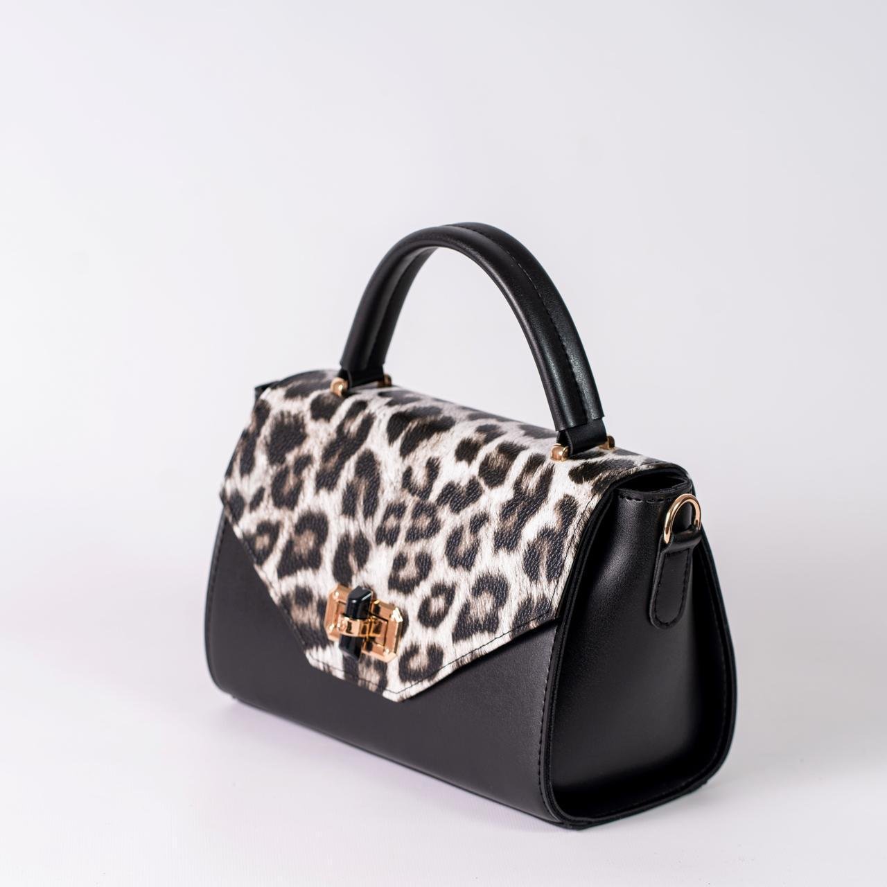 Сумка женская с клапаном леопард XENIA № 38-24 из эко-кожи Черный - фото 4