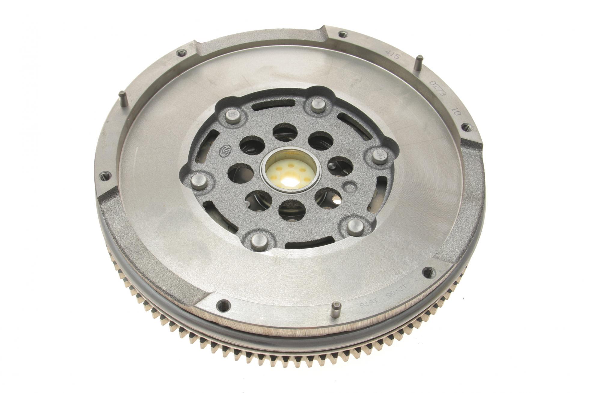 Маховик LUK 415 0273 10