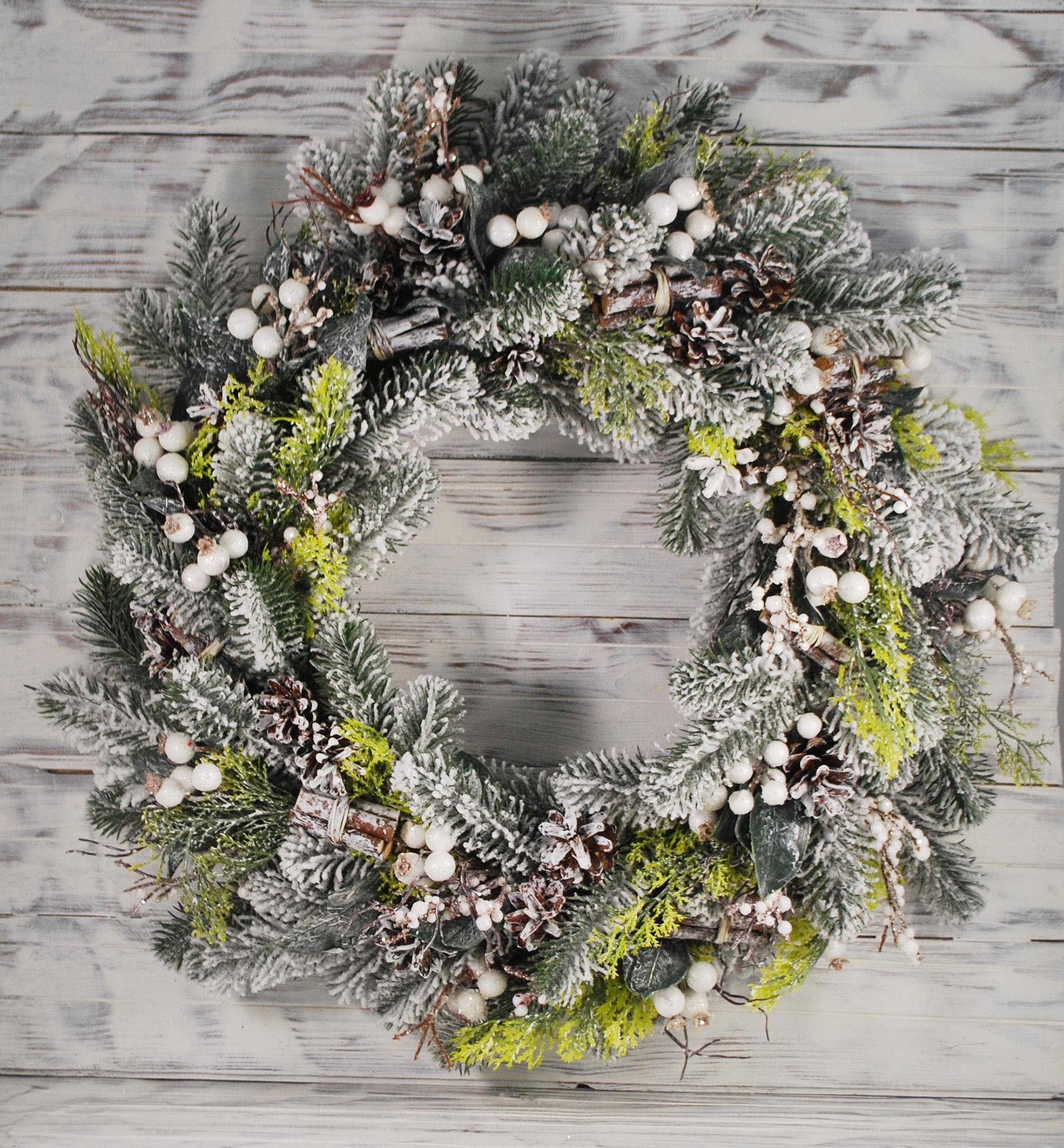 Вінок новорічний 43 см Білий/Зелений (4934499) - фото 1