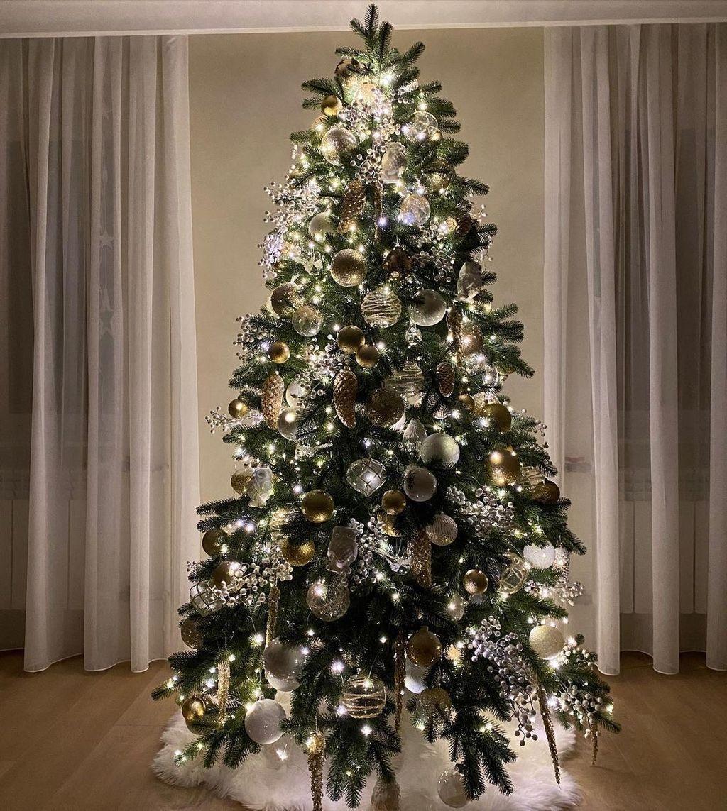 Гирлянда Пучок LED Роза Теплый свет на серебряной проволоке 10х3 м - фото 3 Гирлянда Пучок LED Роза Теплый свет на серебряной проволоке 10х3 м - фото 3