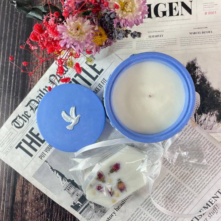 Набір зі свічкою в кашпо та саше Чиста вода (1596)