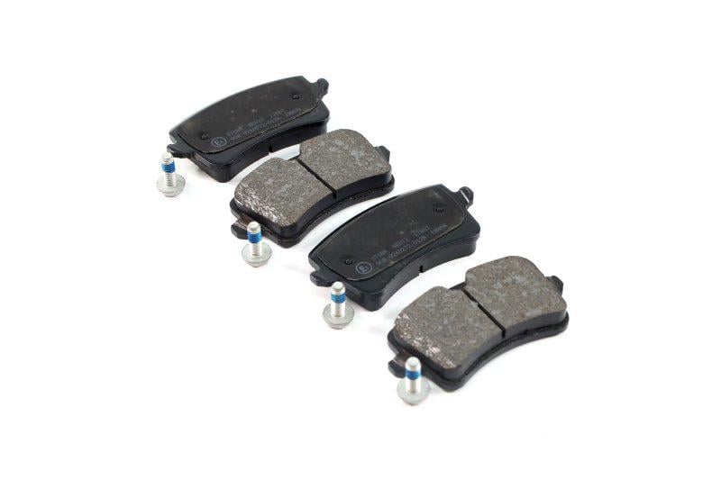 Колодки тормозные дисковые Audi A4 1.8-3.2 07- A5 1.8-3.2 07- q5 2.0-3.2 08- задние (37588 A.B.S.) Колодки тормозные дисковые Audi A4 1.8-3.2 07- A5 1.8-3.2 07- q5 2.0-3.2 08- задние (37588 A.B.S.)