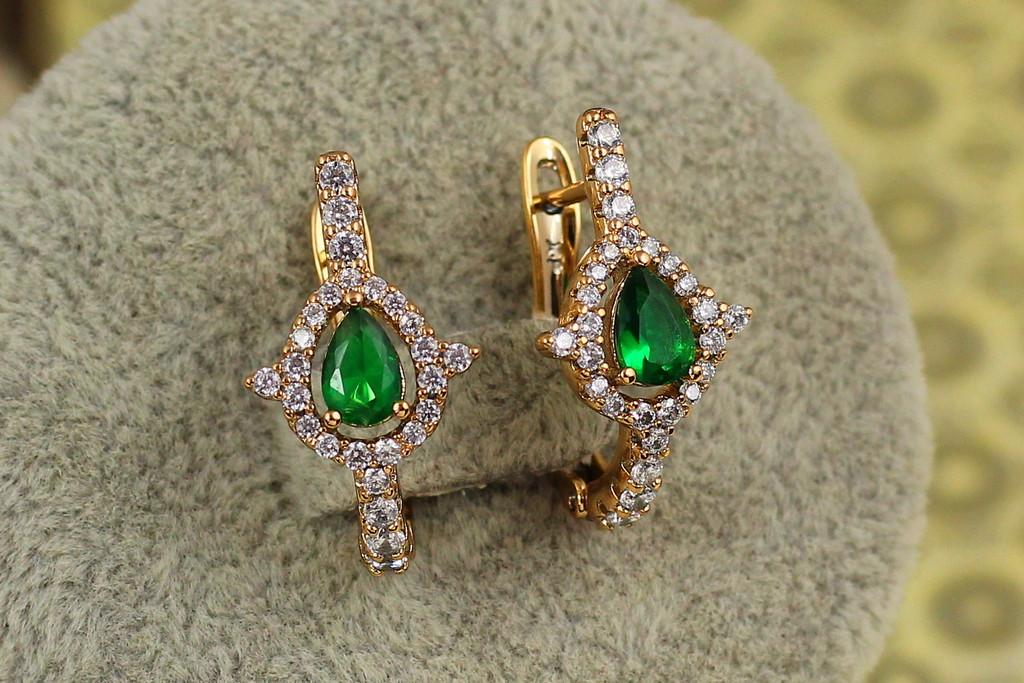 Серьги Xuping Jewelry Капелька с зеленым камнем в ободке с шипами 2 см Золотистый (2228535340)