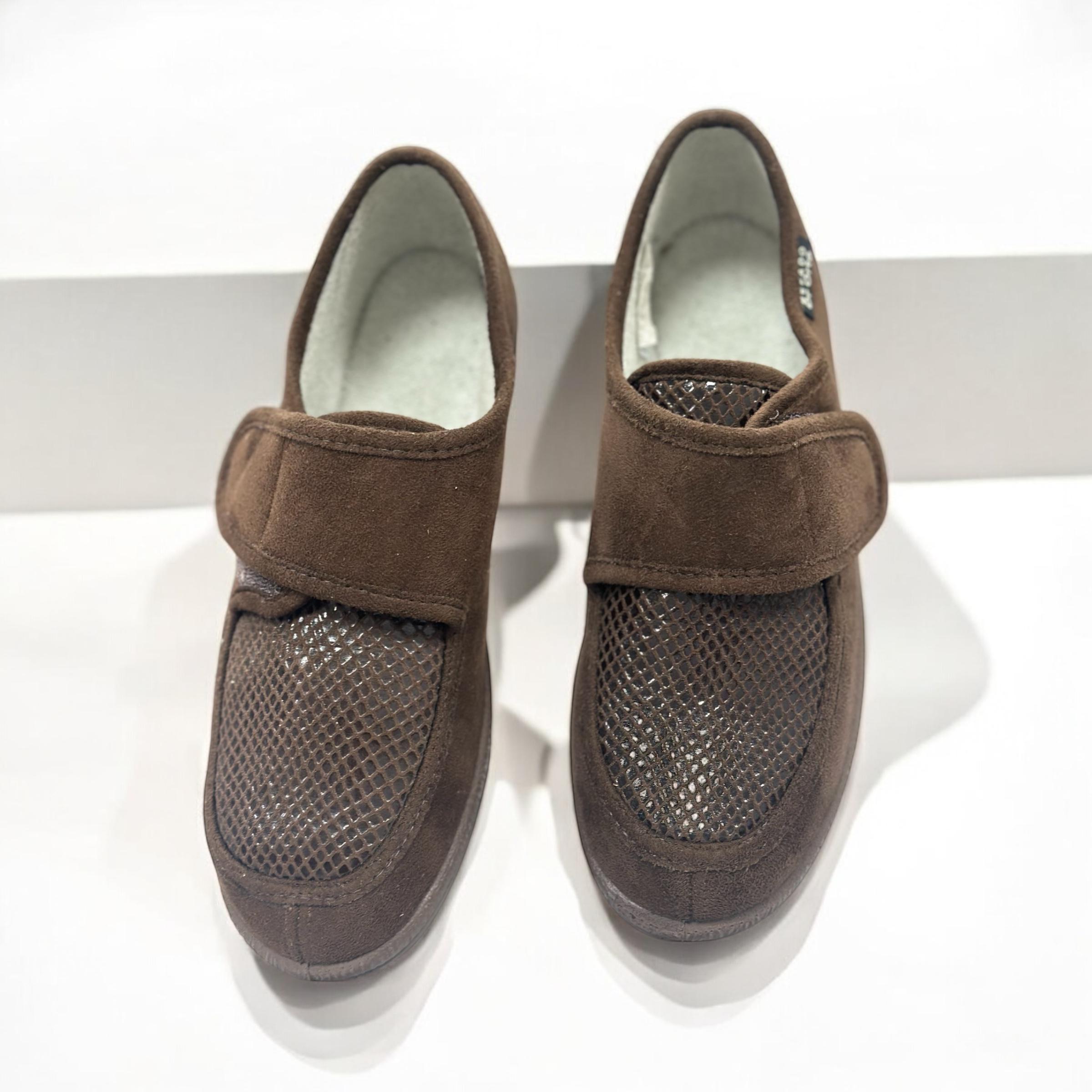 Тапки діабетичні жіночі DrOrto р. 37 Коричневий (25981418)