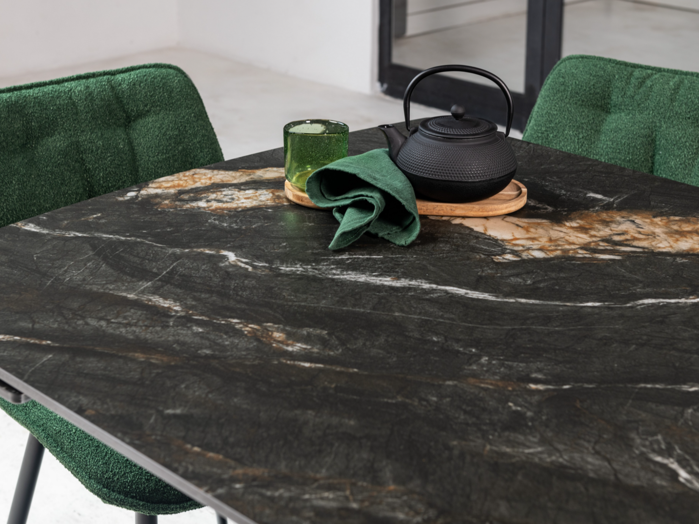 Стіл обідній розсувний Vetro Mebel Піно 1400- 2000x900x760 мм П’єр блек/Чорний (TМL-1200-1) - фото 10 Стіл обідній розсувний Vetro Mebel Піно 1400- 2000x900x760 мм П’єр блек/Чорний (TМL-1200-1) - фото 10