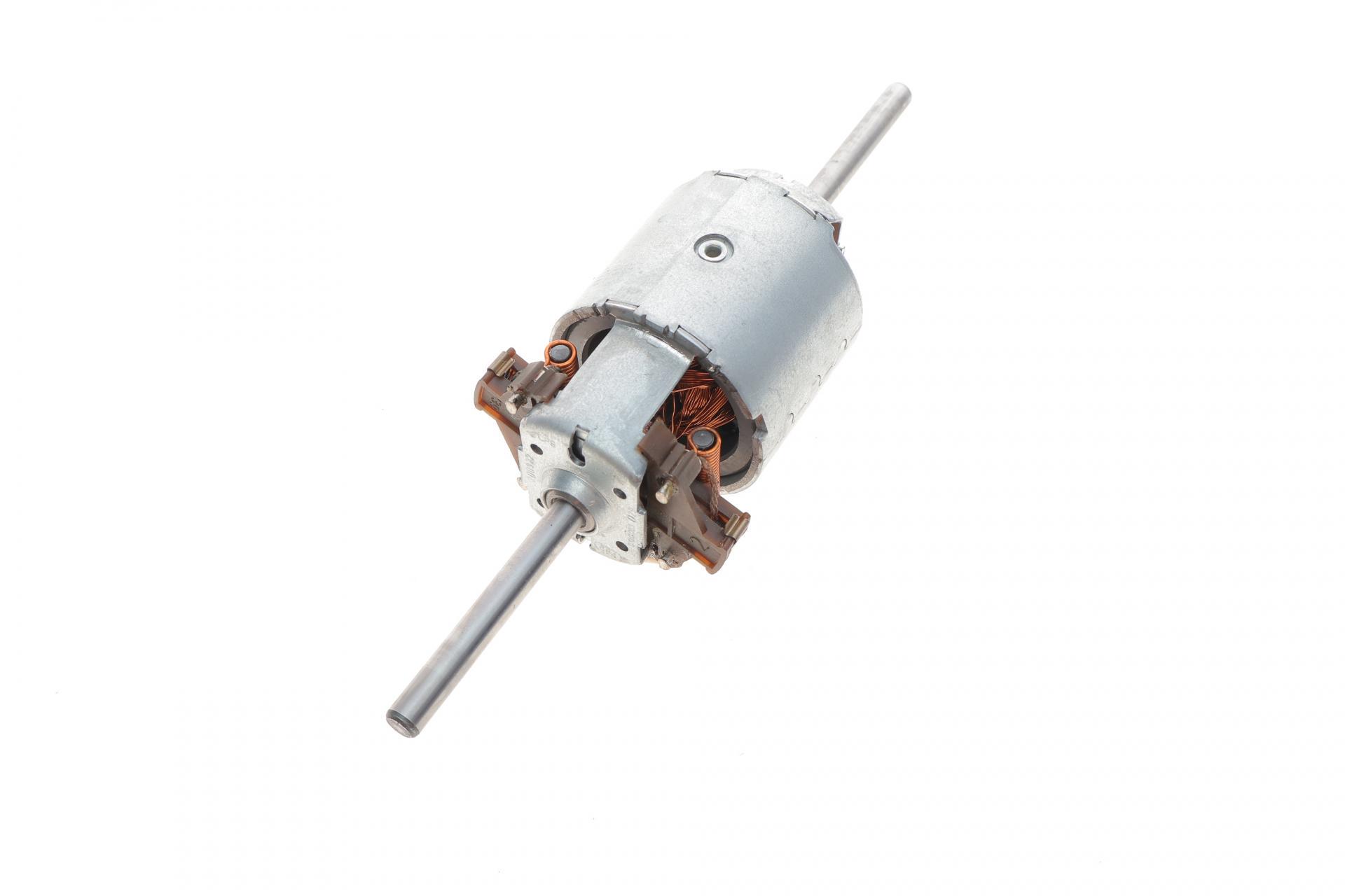 Моторчик печки BOSCH DB 609-711 24V -0 130 063 029