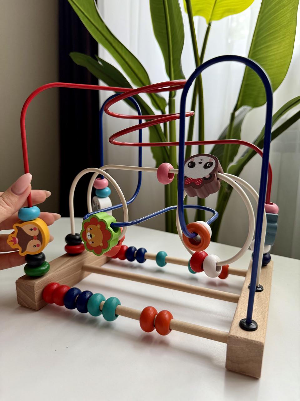 Іграшка для малюків дерев'яний лабіринт-каталка з намистинами та звірятками (47) - фото 3 Іграшка для малюків дерев'яний лабіринт-каталка з намистинами та звірятками (47) - фото 3
