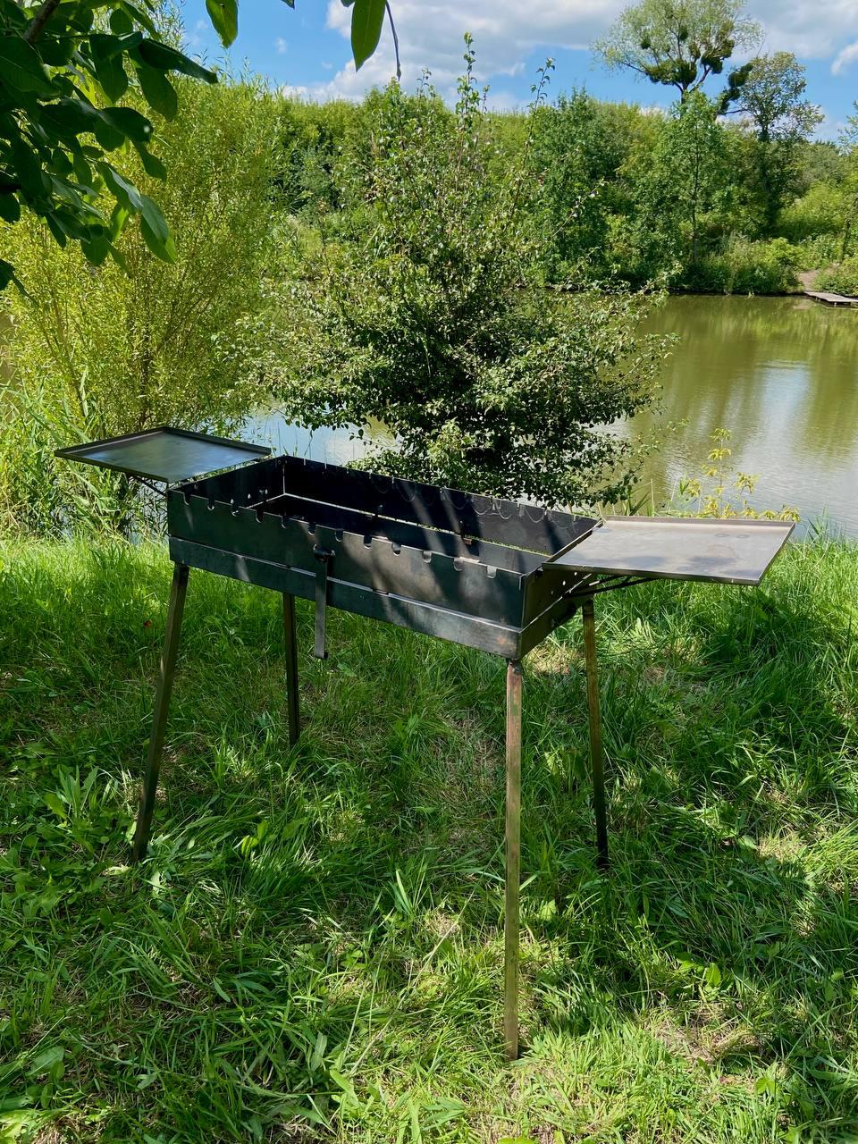 Мангал-валіза з двома столиками 3 мм на 9 шампурів - фото 2