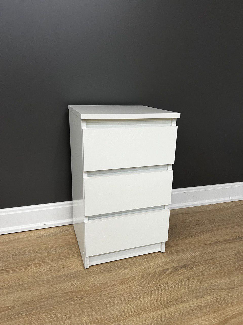 Тумба приліжкова Kvatro 3 шухляди 600х354х300 мм Білий - фото 2 Тумба приліжкова Kvatro 3 шухляди 600х354х300 мм Білий - фото 2