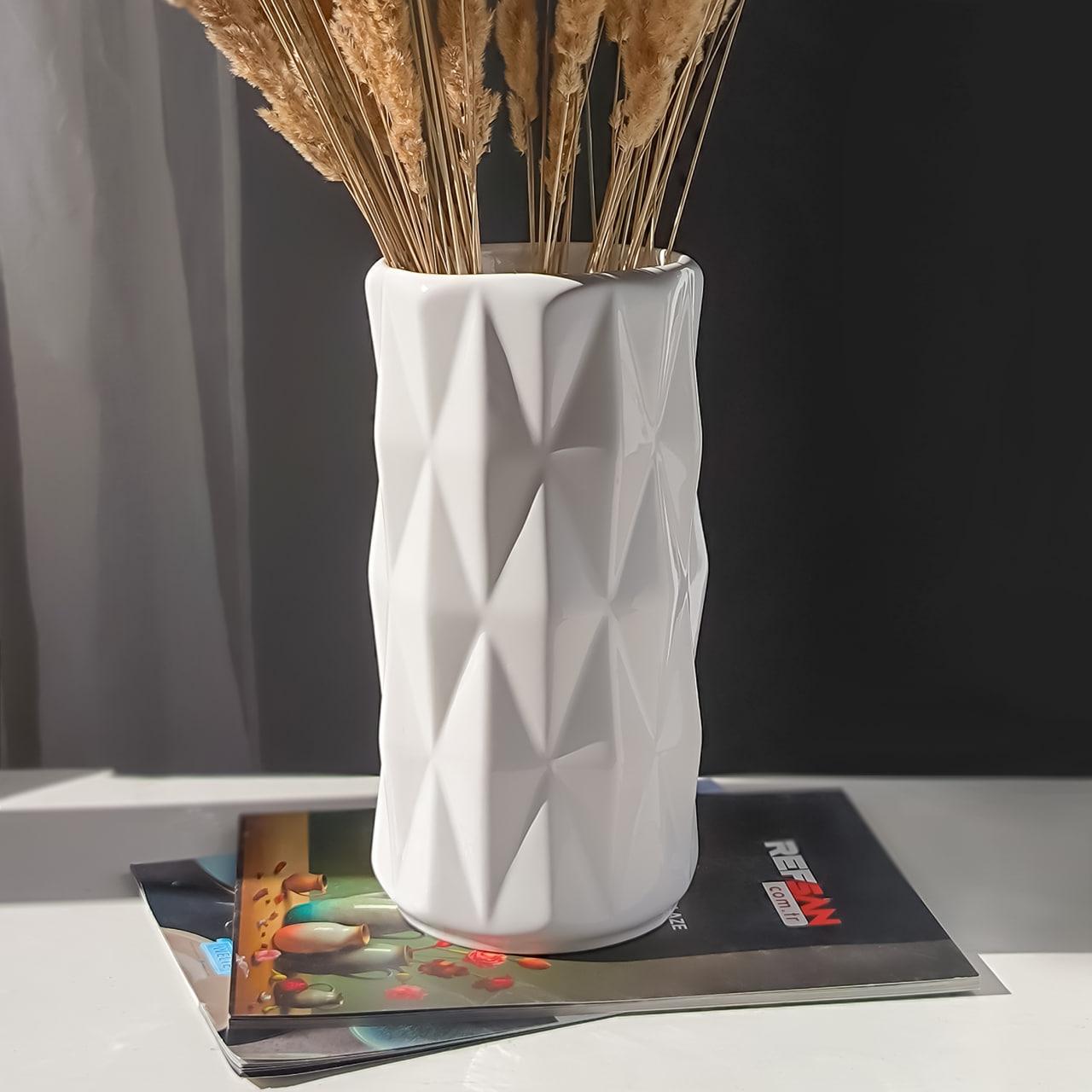 Ваза керамическая для цветов настольная Rezon Перун 28 см Белый (2687618019) Ваза керамическая для цветов настольная Rezon Перун 28 см Белый (2687618019)