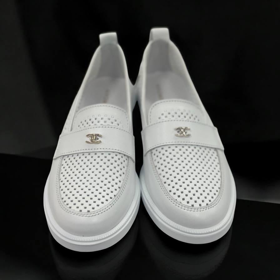 Лофери жіночі шкіряні літні з перфорацією р. 36 Білий (26813220) - фото 6 Лофери жіночі шкіряні літні з перфорацією р. 36 Білий (26813220) - фото 6