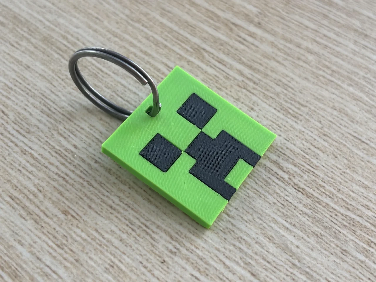 Брелок 8-bit Creeper Minecraft Keychain 3D-печать 2 см - фото 5 Брелок 8-bit Creeper Minecraft Keychain 3D-печать 2 см - фото 5