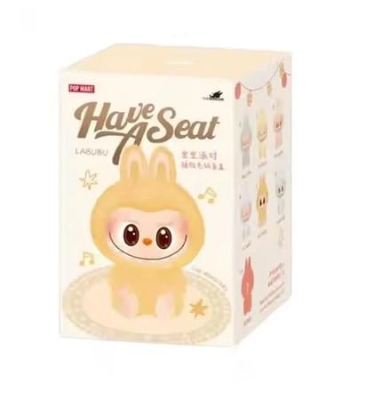 Плюшевый брелок-сюрприз POP MART Лабубу Монстры 15 см Розовый - фото 1 Плюшевый брелок-сюрприз POP MART Лабубу Монстры 15 см Розовый - фото 1