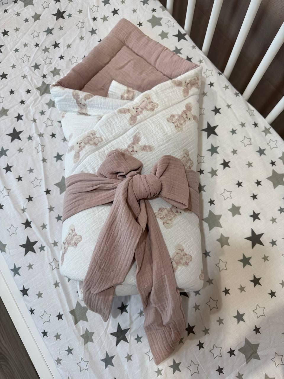 Конверт одеяло для выписки из роддома муслиновый 75х100 см Пудровый (П4К-am-bant-008)